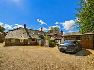 Rear- click for photo gallery